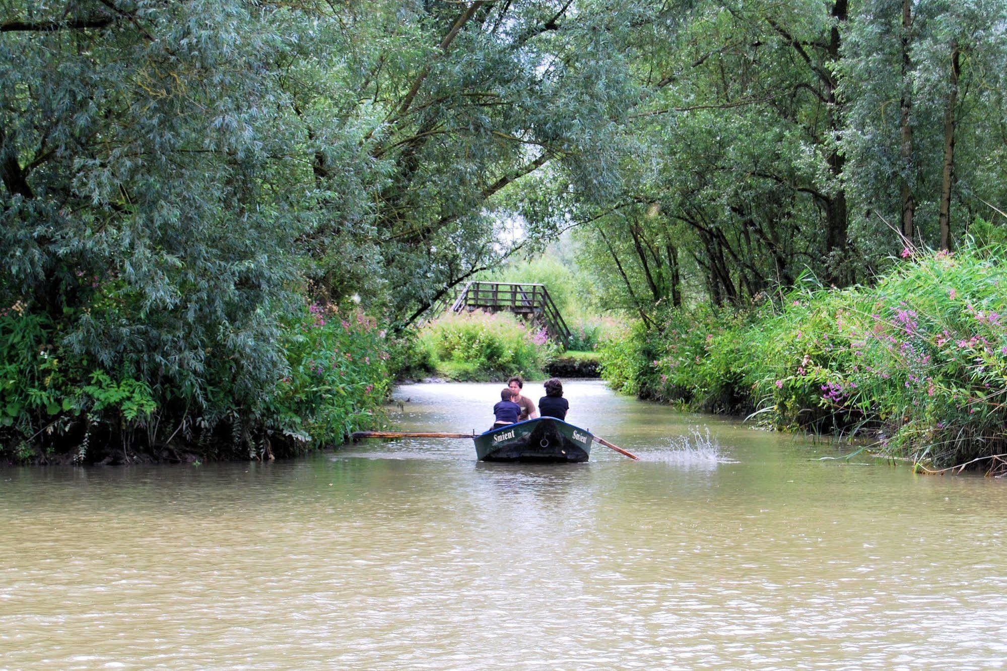 Stayokay Hostel Dordrecht - Nationaal Park De Biesbosch Esterno foto